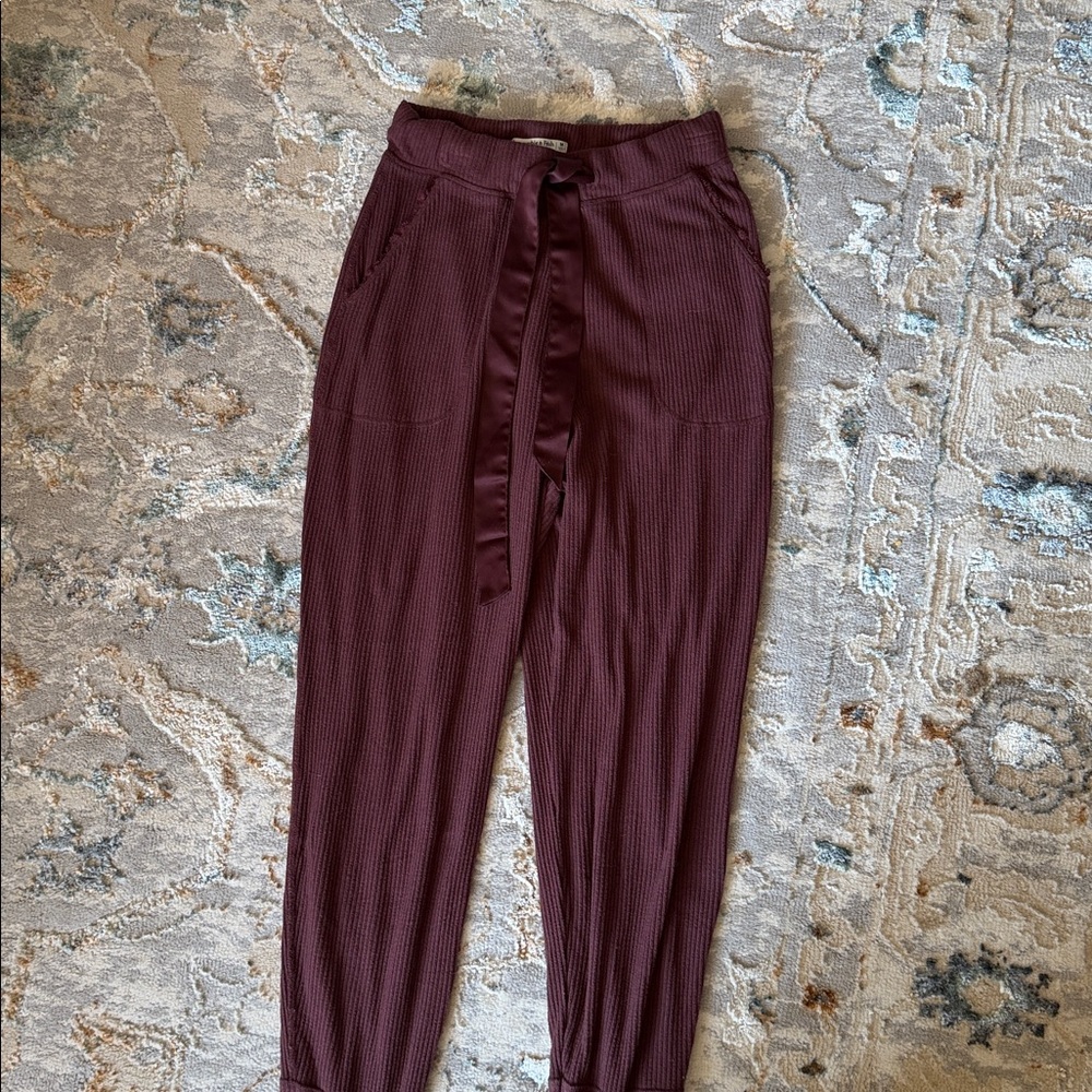Abercrombie & Fitch soft lounge sleepwear set - Picture 5 of 5